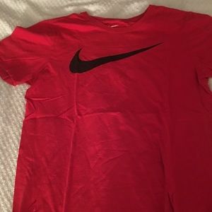 Nike tee